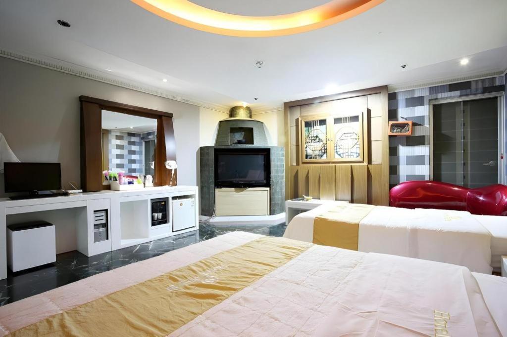 Hotel Head-One Uijeongbu Екстериор снимка